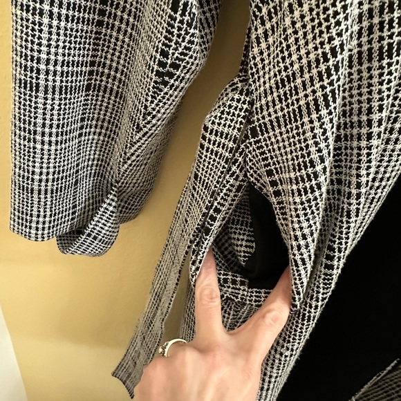 Dressbarn Black and White Plaid Belted Coat - Picture 7 of 10